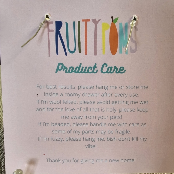 Sugar Skull/Catrina Wool Earrings - Picture 4 of 6